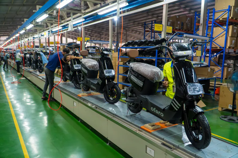 Di Balik Produksi Kendaraan Listrik di Indonesia: Dari Komponen hingga Siap Digunakan